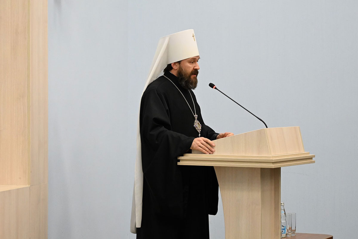 Митрополит Иларион в ответе на вопрос представителя ИВ РАН дал оценку христианско-мусульманским отношениям в России и на Ближнем Востоке